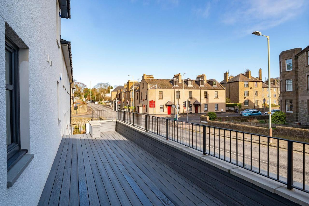 W. Queen St. Apt. Broughty Ferry Eksteriør billede